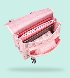 Spacious inner compartments